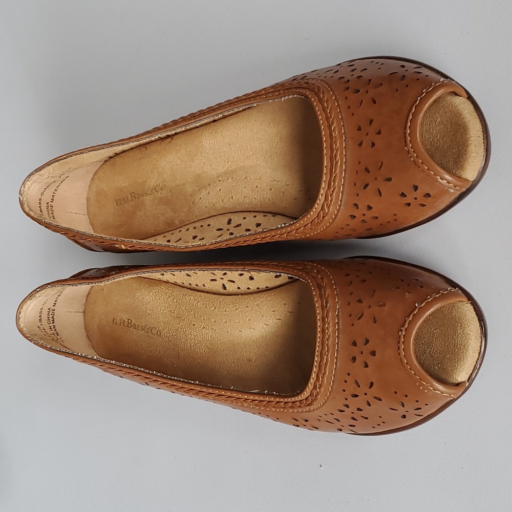 G.H. Bass & Co. Gianna US Size 8 open-toe wedges